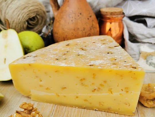 Полочаны. Экскурсия на сыроварню «Грандмилк».