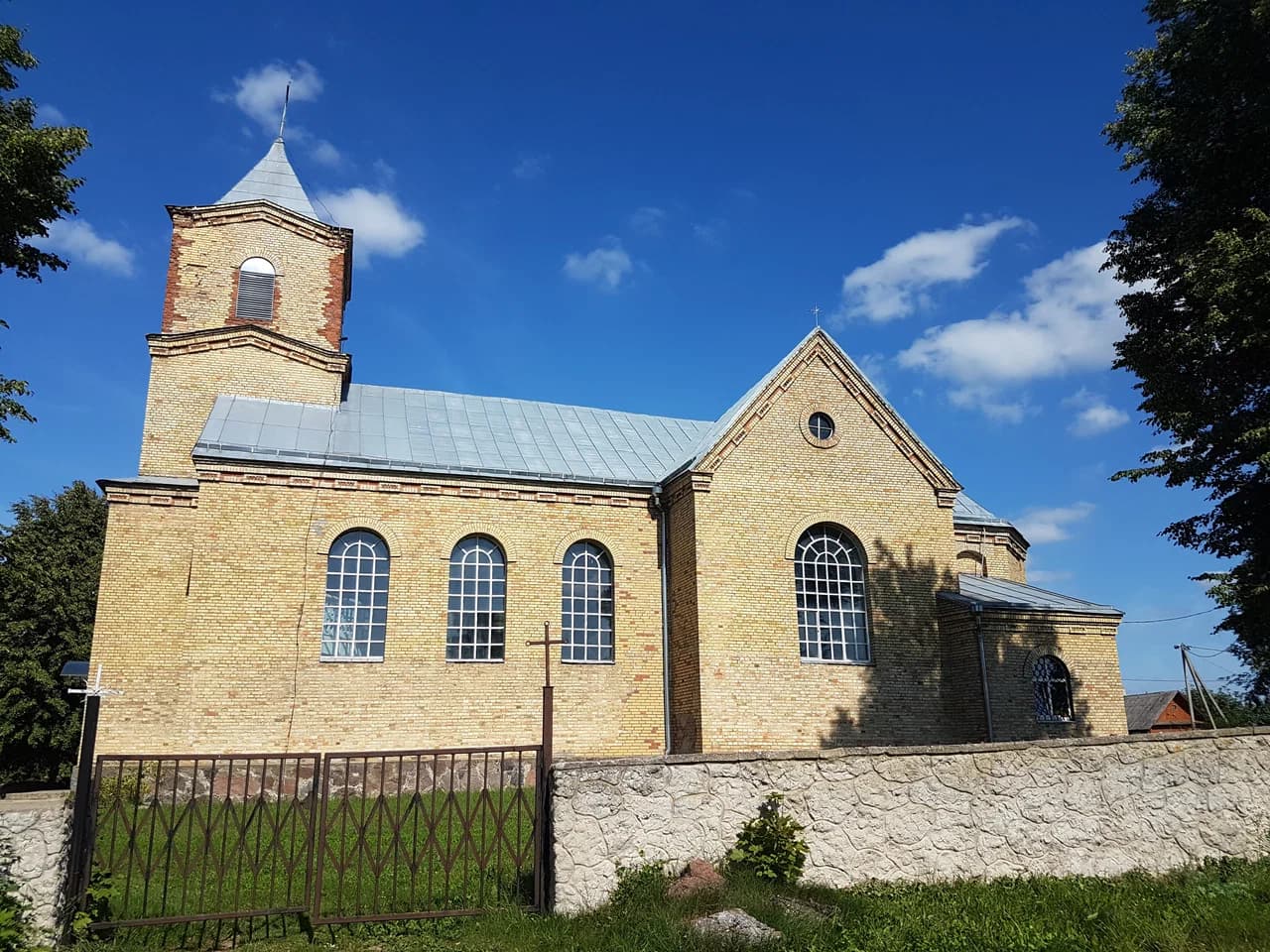 Крупава. Касцёл Святой Троіцы.