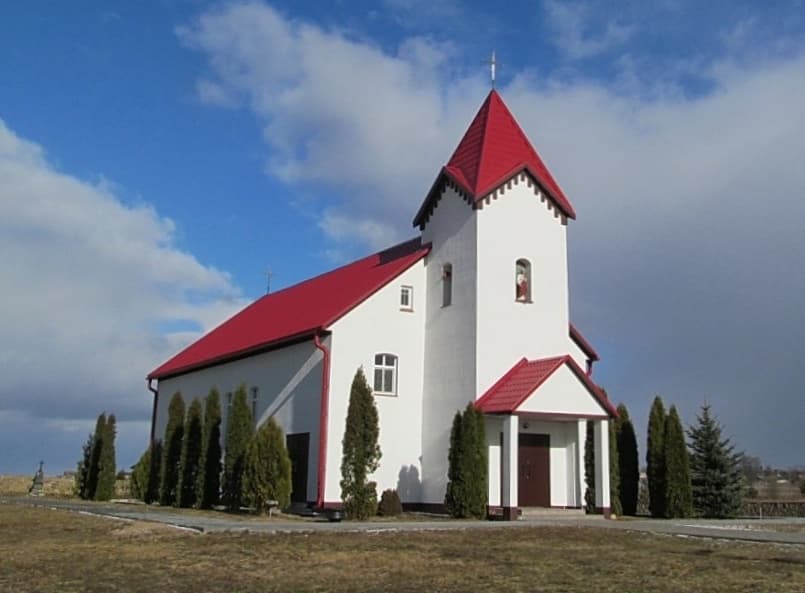 Камень. Костел Святых апостолов Петра и Павла.