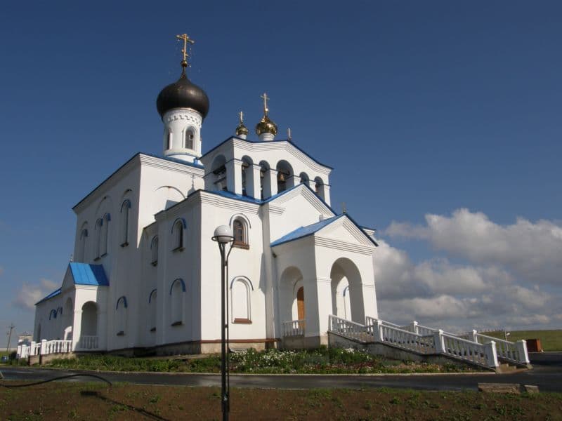 Myadel. Holy Trinity Church.