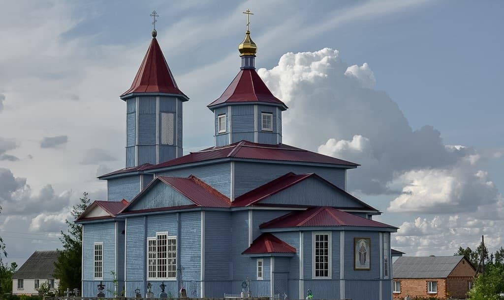 Oktyabr. Holy Protection Church.