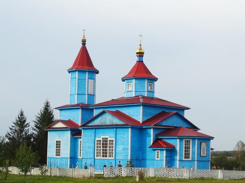 Oktyabr. Holy Protection Church.