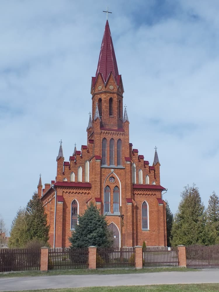 Столовичи. Костел Сердца Иисуса.