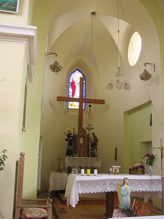 Pelesa. The Church of St. Linus.