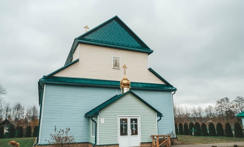 Лядовичи. Церковь Святой Параскевы Сербской.