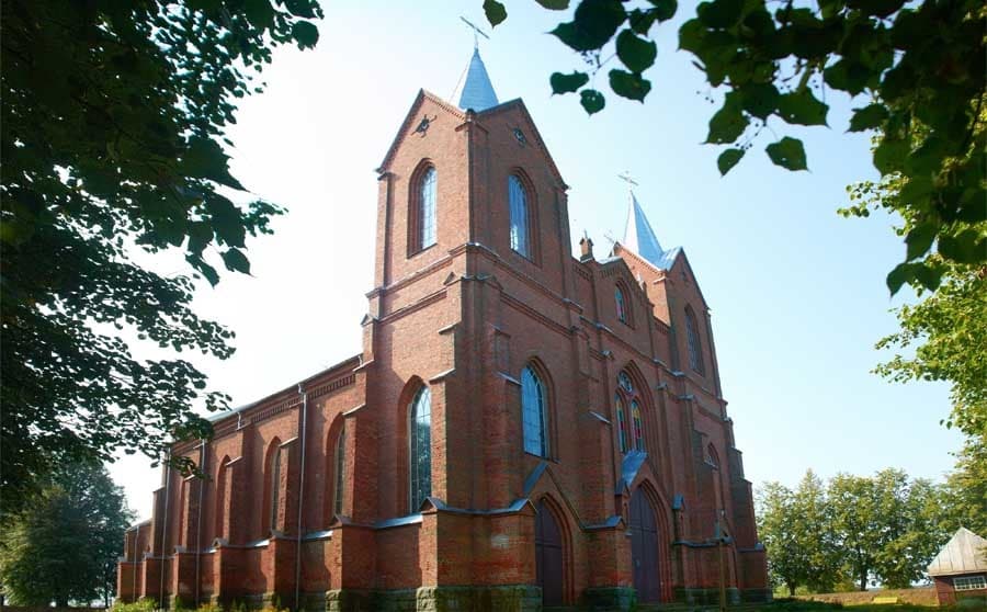 Mnuto. The Church of the Virgin Mary.