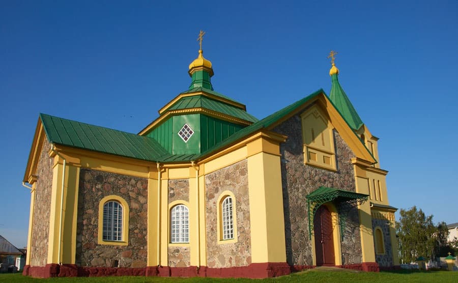 Ostrino. Spaso-Preobrazhenskaya Church.