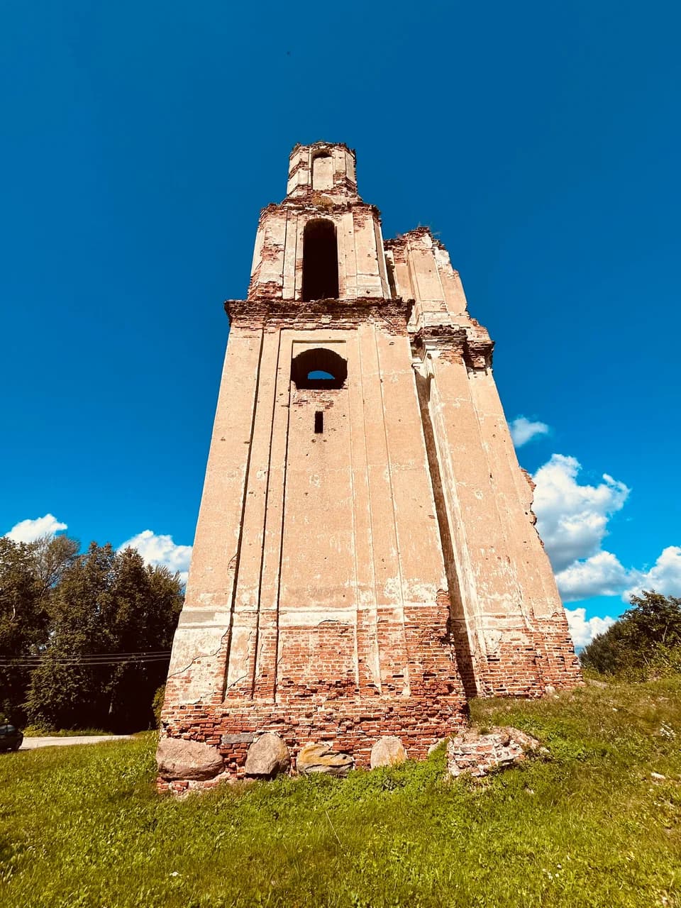 Gubino. Ruins of St. Anthony's Church.