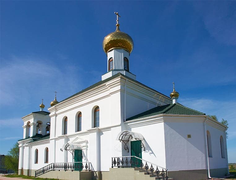 Maloe Podlesye. Holy Trinity Church.