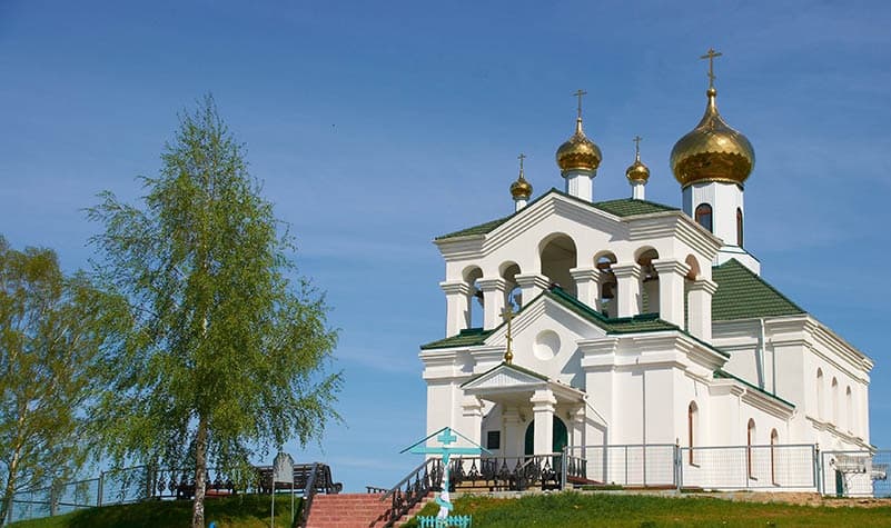 Maloe Podlesye. Holy Trinity Church.