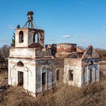 Браздецкая Слобода. Руины церкви святого Николая.