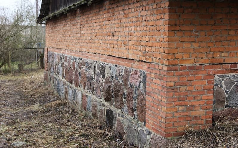 Khodtsy. Outbuildings of the von Rentel estate.