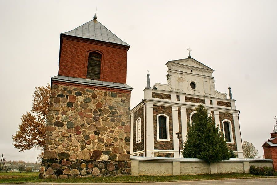 Volkolata. The Catholic church of St. John the Baptist.
