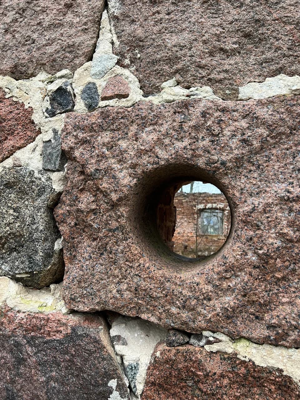 Rudnya Pilnyanskaya. Ruins of a watermill.