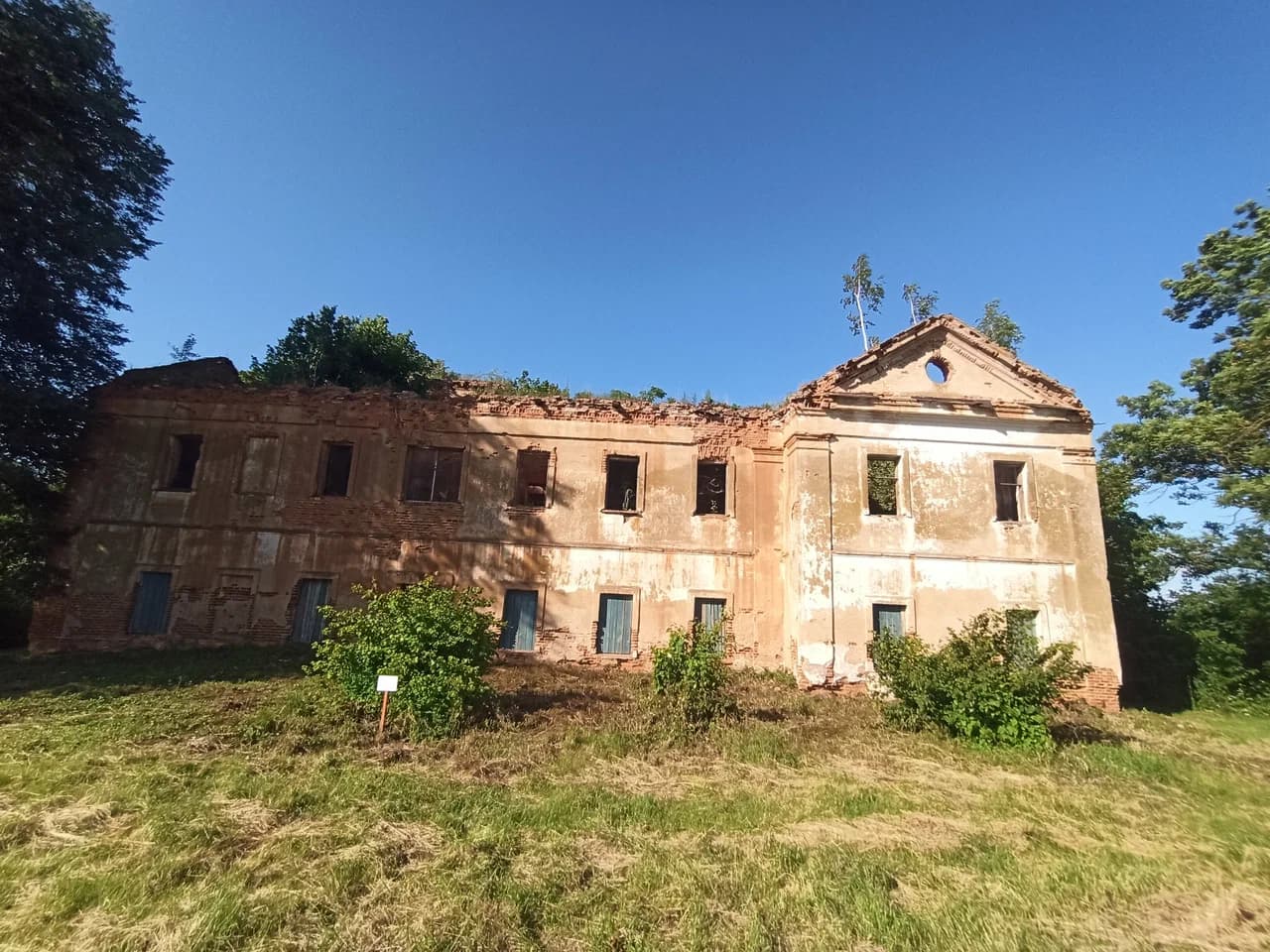 Чырвоная Дубрава. Сядзіба Вайніловічаў "Макраны".