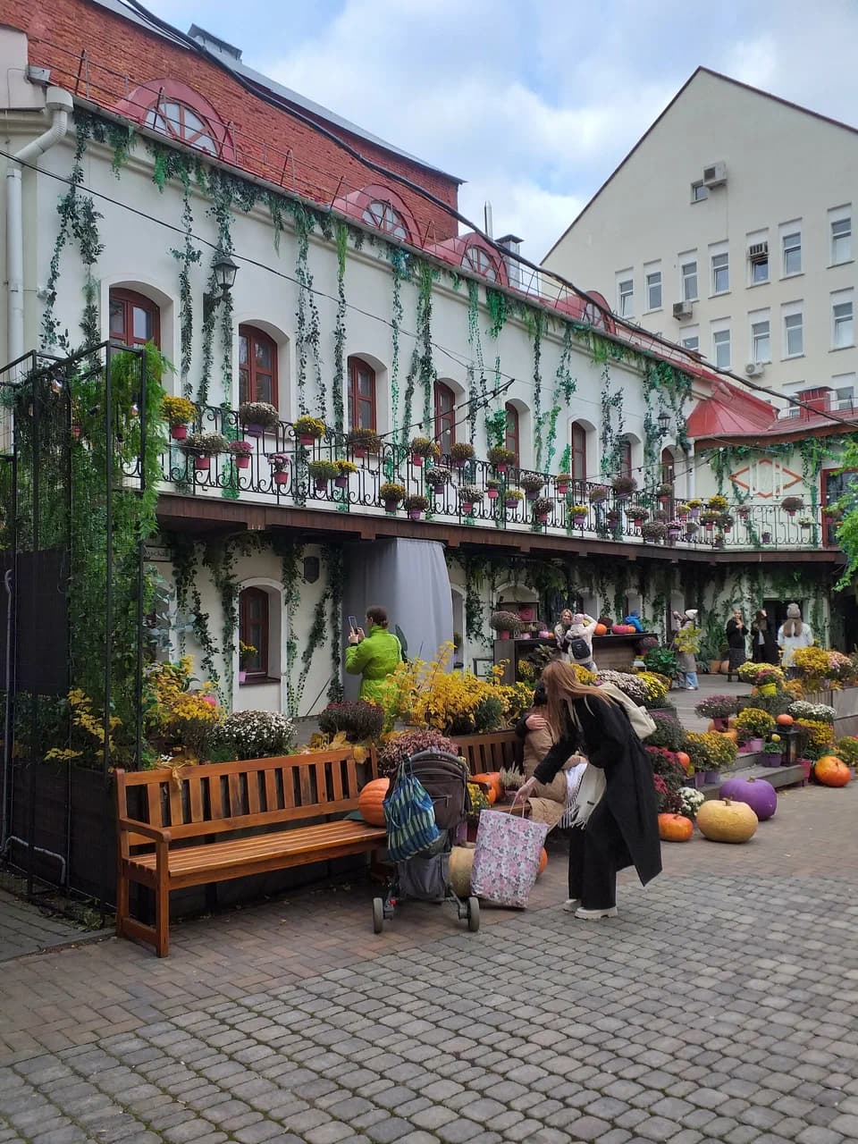 Minsk. The Red Courtyard (Krasny Dvorik).