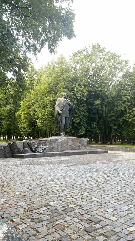 Минск. Парк имени Янки Купалы.