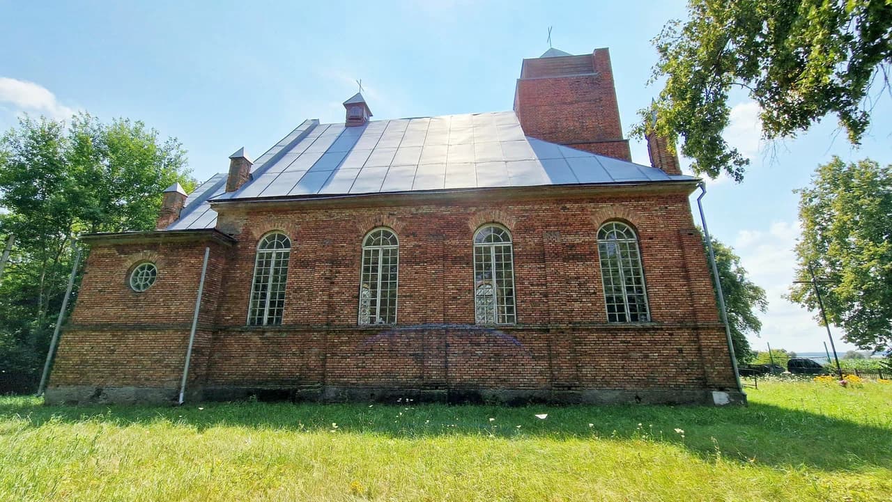 Нагорнае. Крыжаўзвіжанскі касцёл.