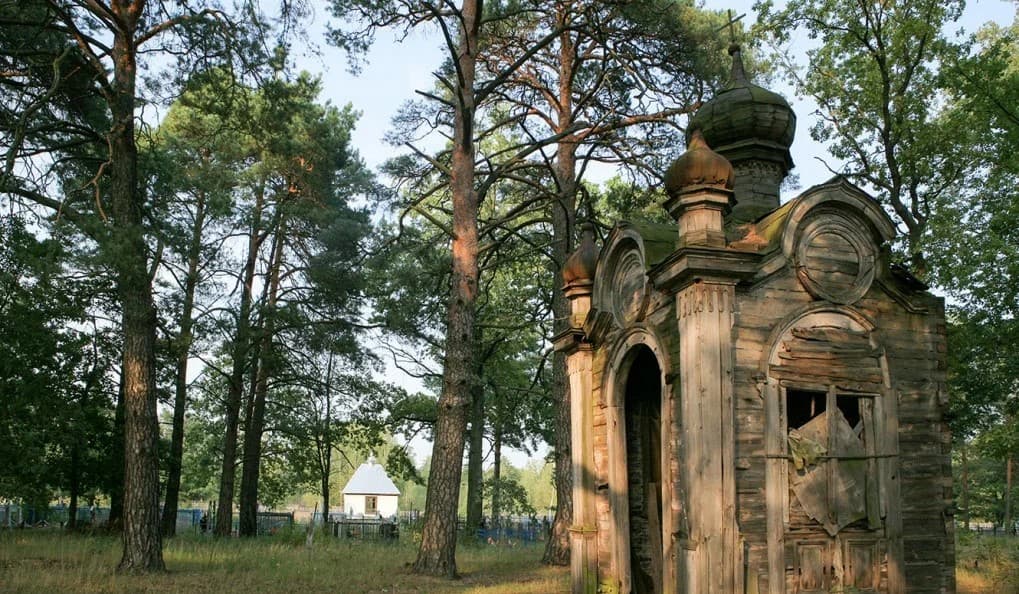 Ленин. Крестовоздвиженская часовня.