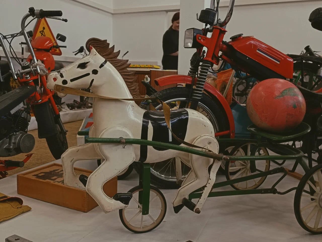 Vitebsk. Vladimir Gordeev's Soviet moped studio.
