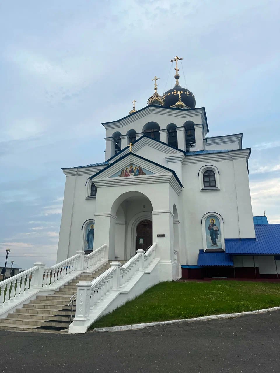 Myadel. Holy Trinity Church.