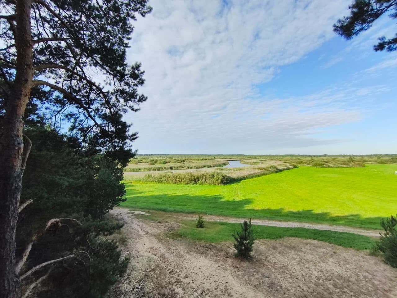Спораўскі заказнік і экасцежка.