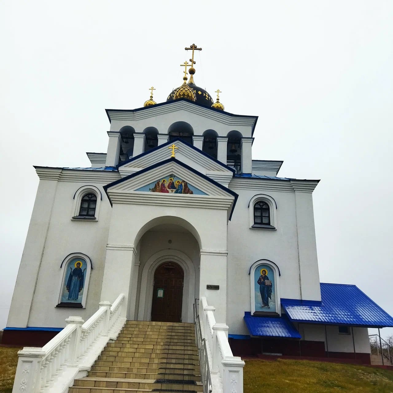 Myadel. Holy Trinity Church.