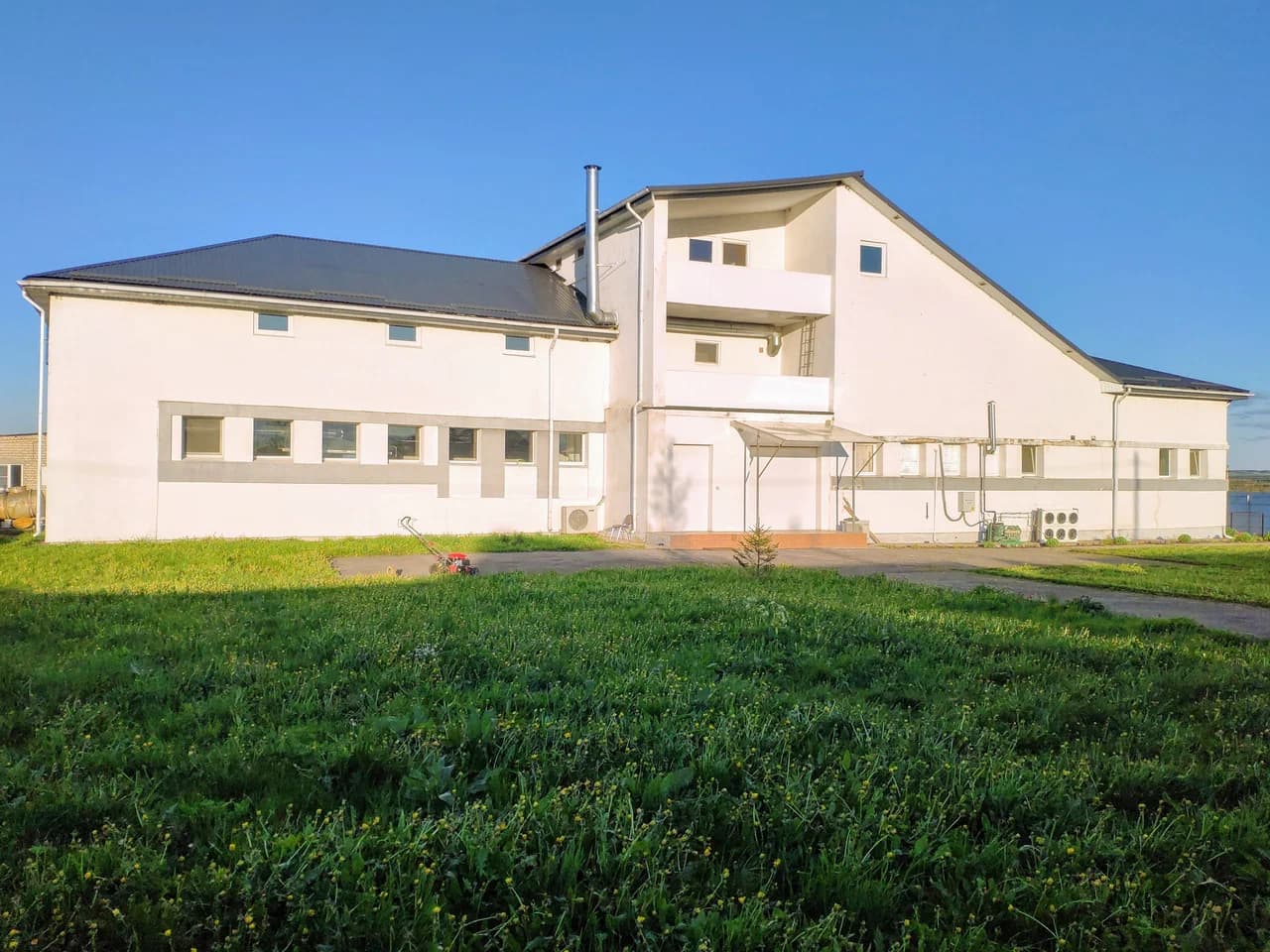 Полочаны. Экскурсия на сыроварню «Грандмилк».