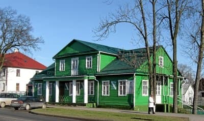 Пружаны. Здание первой аптеки города.