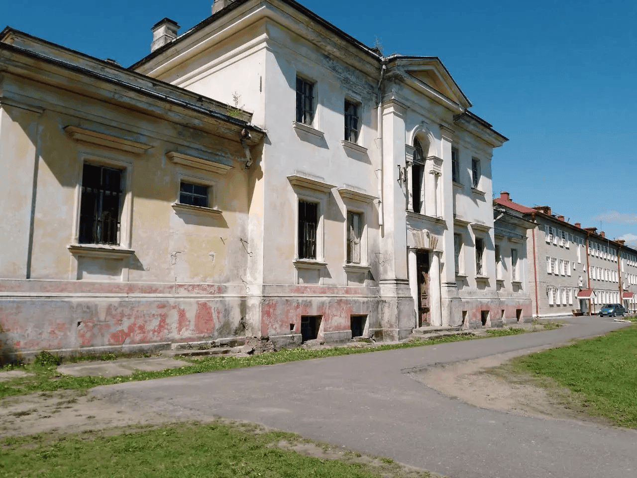 Грудзінаўка. Сядзіба графскага роду Талстых.