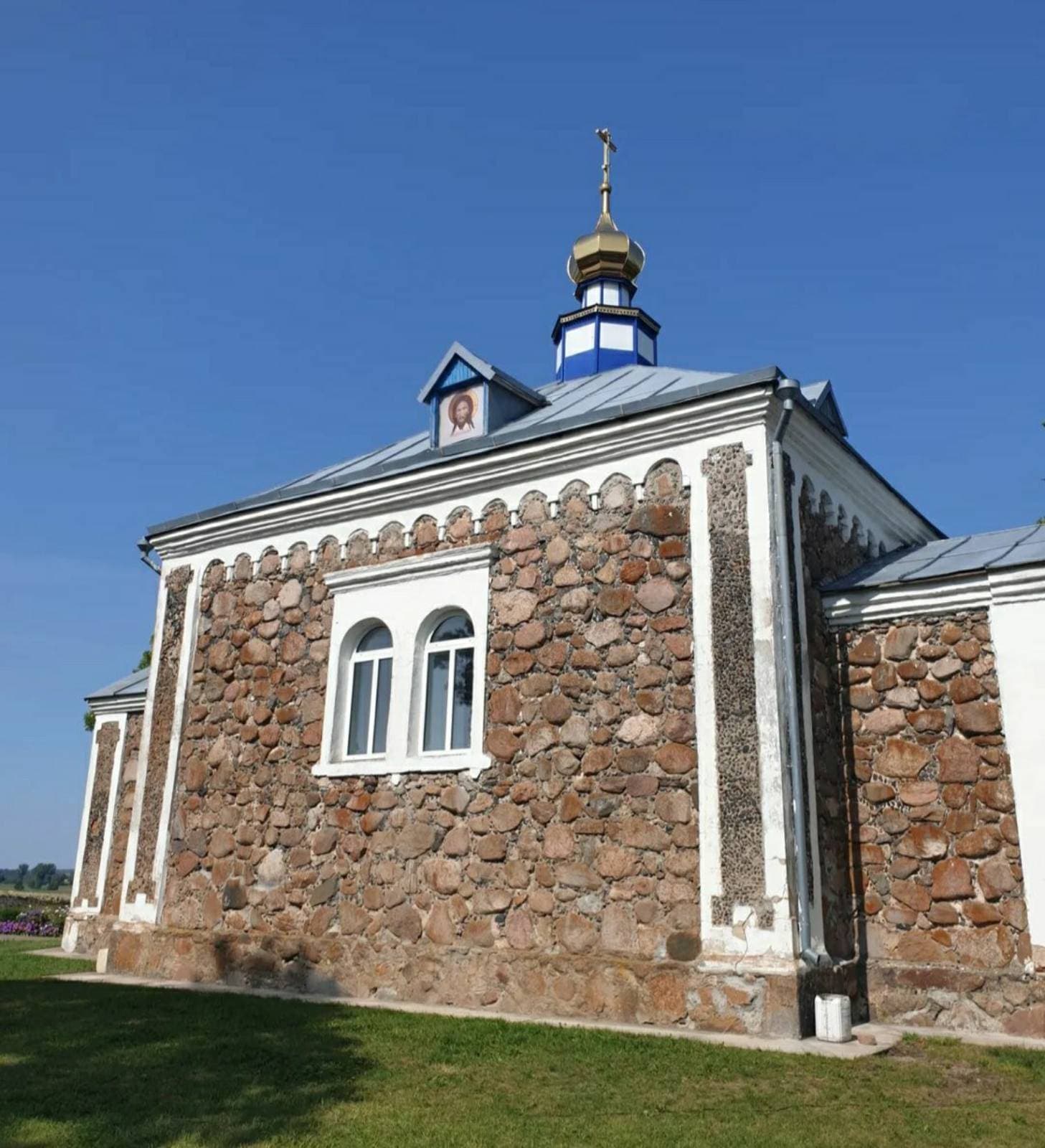 Velikie Knyazikovcy. The Pokrovsky church.