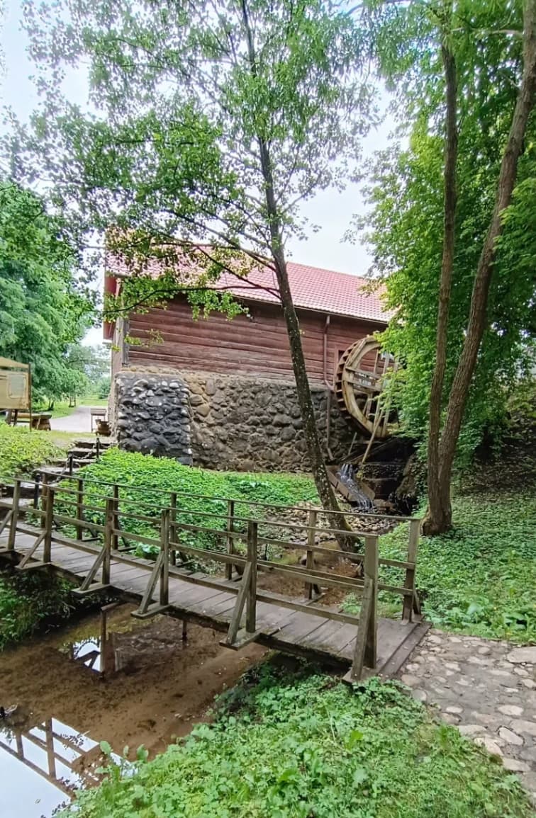 Zhodishki. Museum of the 18th century water mill.