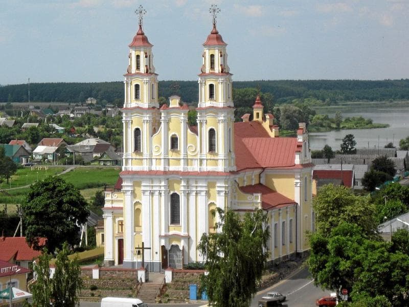 Глубокое. Костёл Святой Троицы.