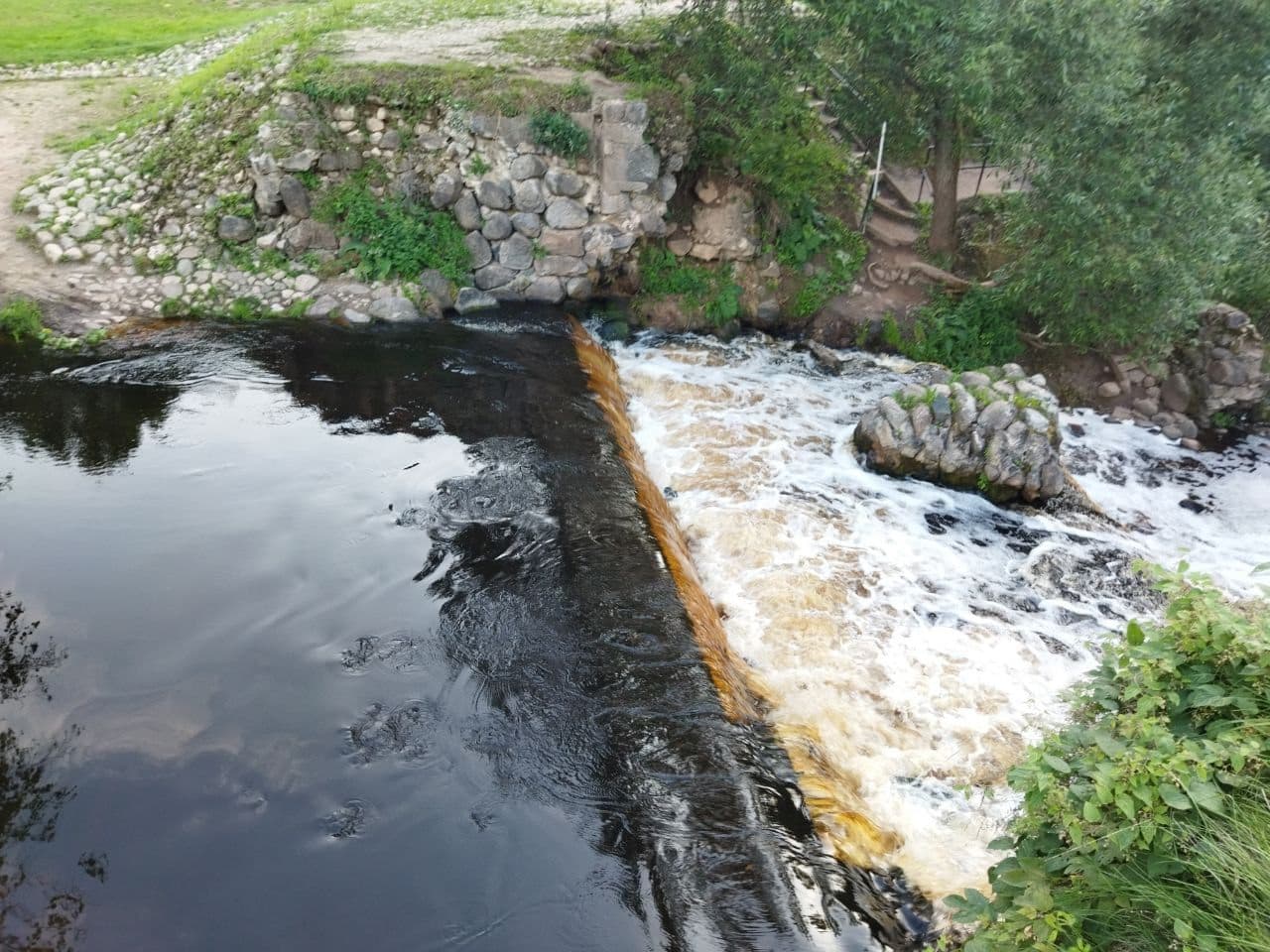 Водопад на реке Вята.