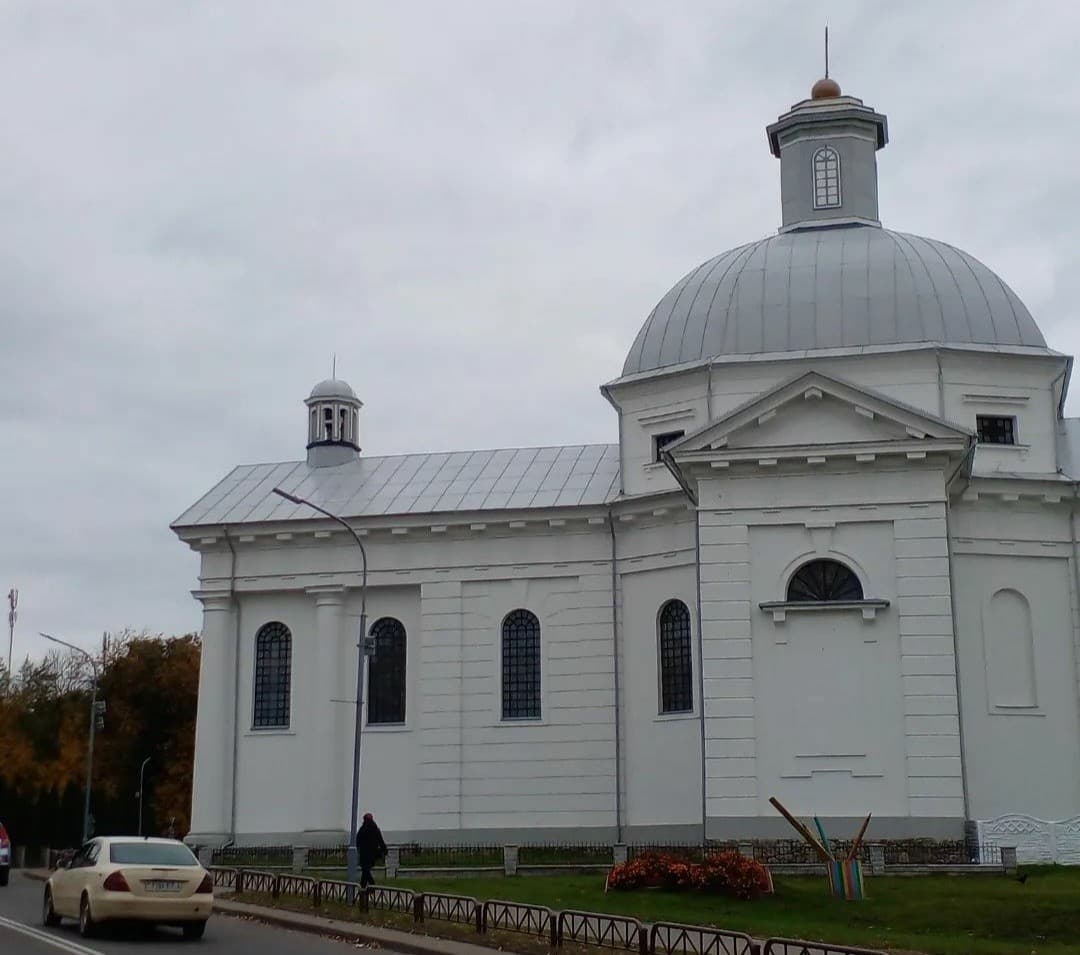 Шчучын. Касцёл Святога Тэрэзы і манастыр піяраў.