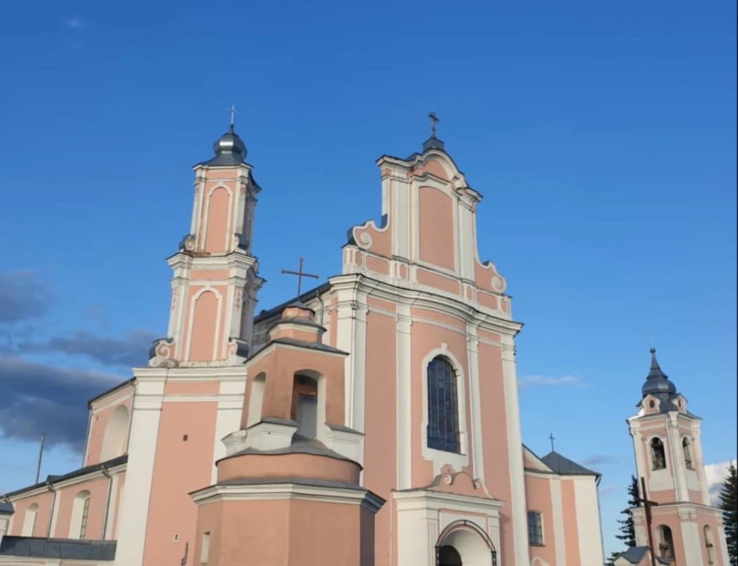 Boruny. Church of the Holy Apostles Peter and Paul.