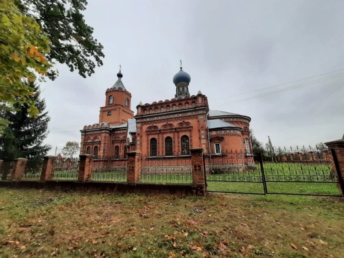 Пиревичи. Церковь Всех Святых.