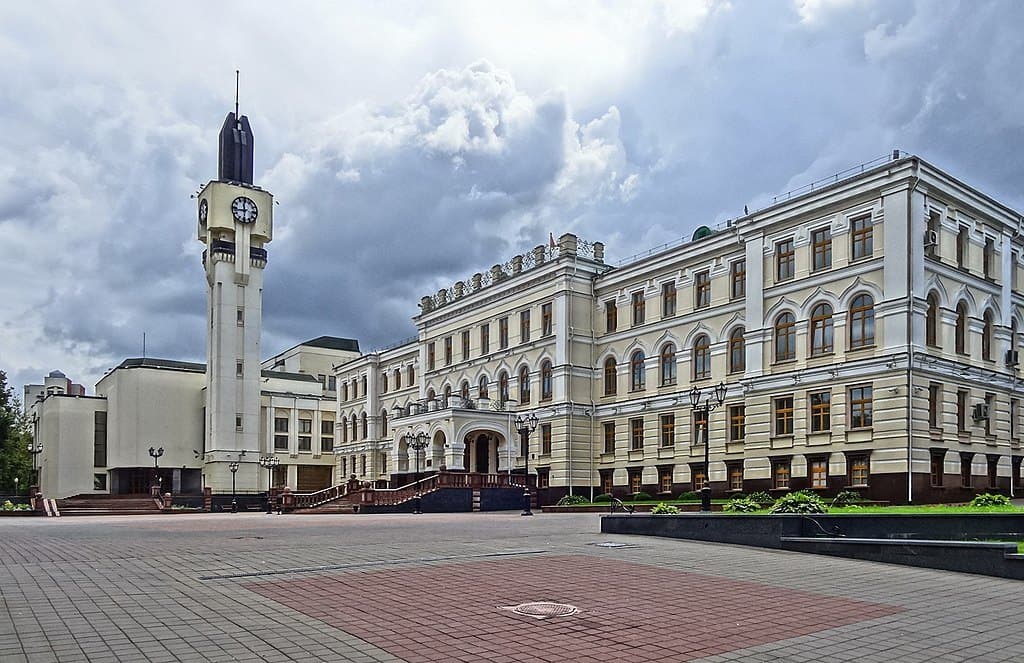 Витебск. Здание женского епархиального училища.