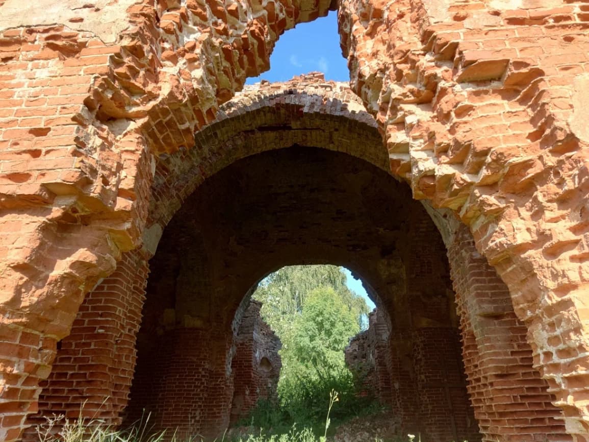 Vishov. The 19th century Church of Peter and Paul