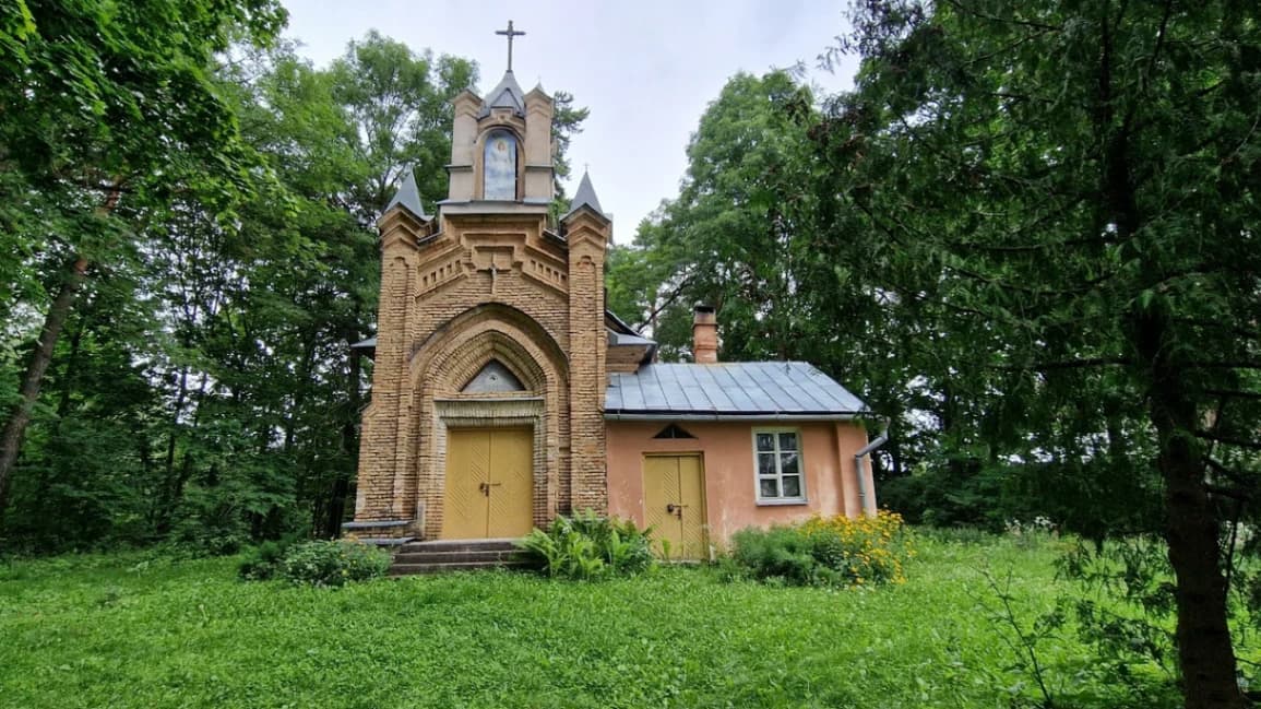 Бракава. Капліца-пахавальня ордаў.