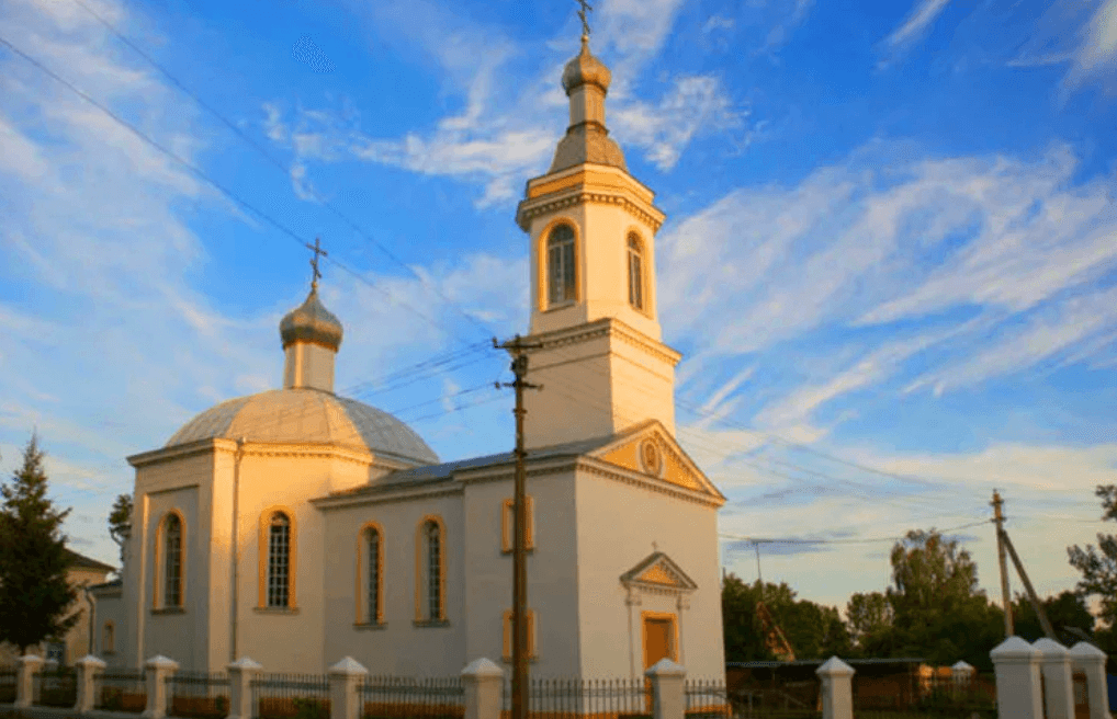 Погост-Загородский. Храм Святых Кирилла и Мефодия