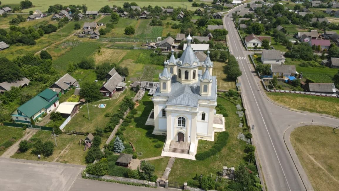 Деречин. Спасо-Преображенская церковь.