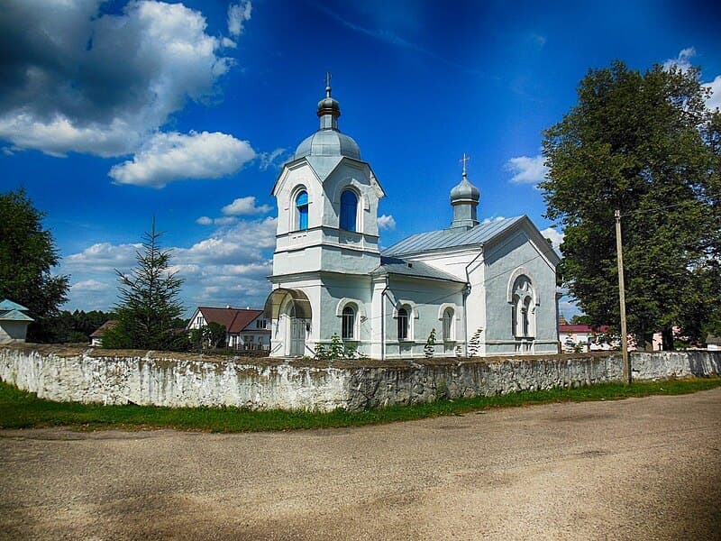 Дварэц. Пакроўская царква