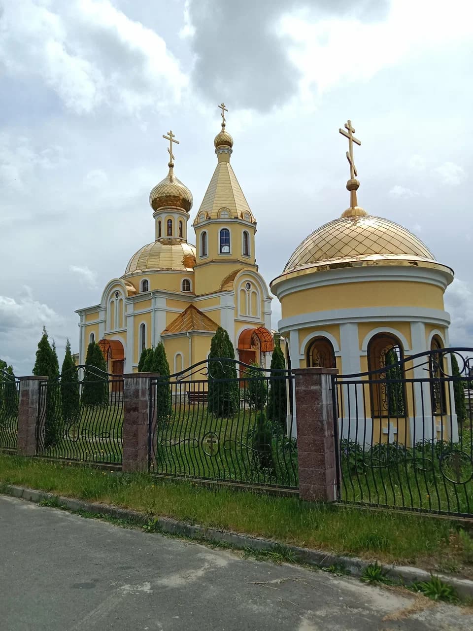 Molodovo. Resurrection Church.