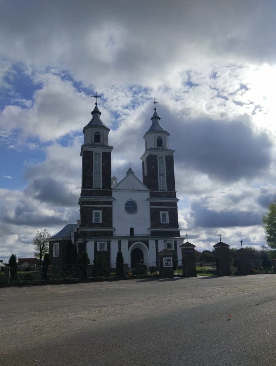 Радунь. Касцёл Маці Божай Ружанцовай