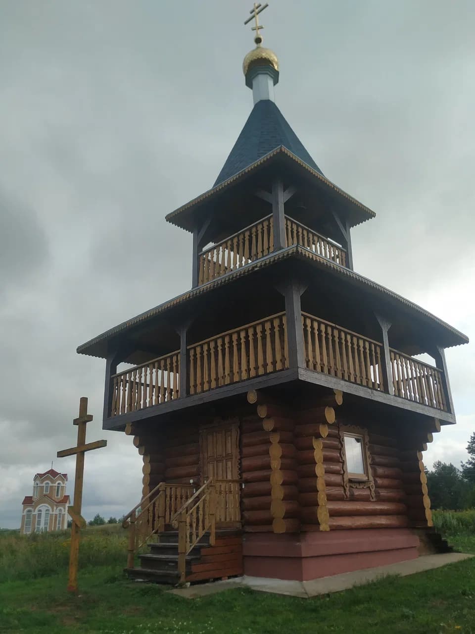 Гнесічы. Свята-Елісееўскі Лаўрышаўскі мужчынскі манастыр.