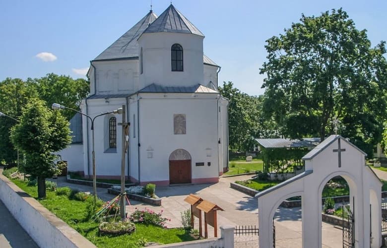 Сморгонь. Костел Святого Михаила Архангела.