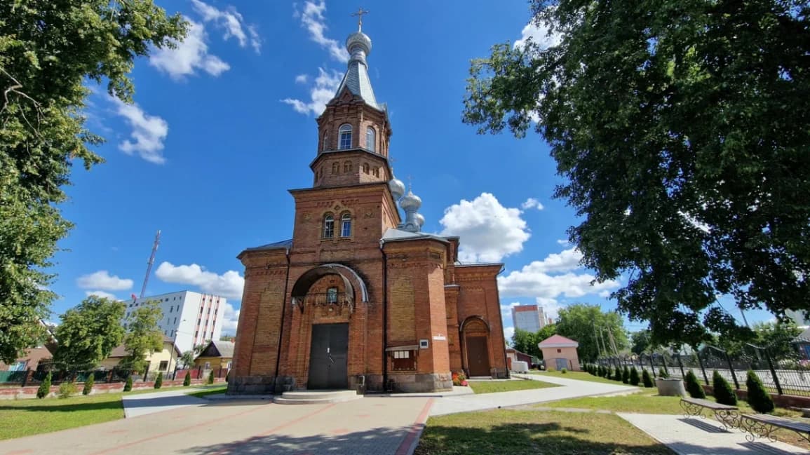 Лунинец. Церковь Воздвижения Креста Господня.