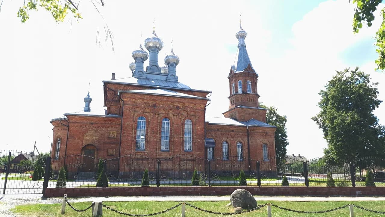 Лунинец. Церковь Воздвижения Креста Господня.