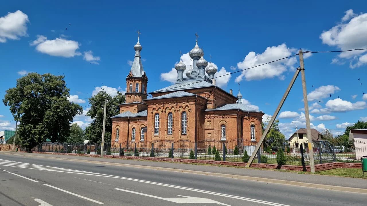 Лунинец. Церковь Воздвижения Креста Господня.